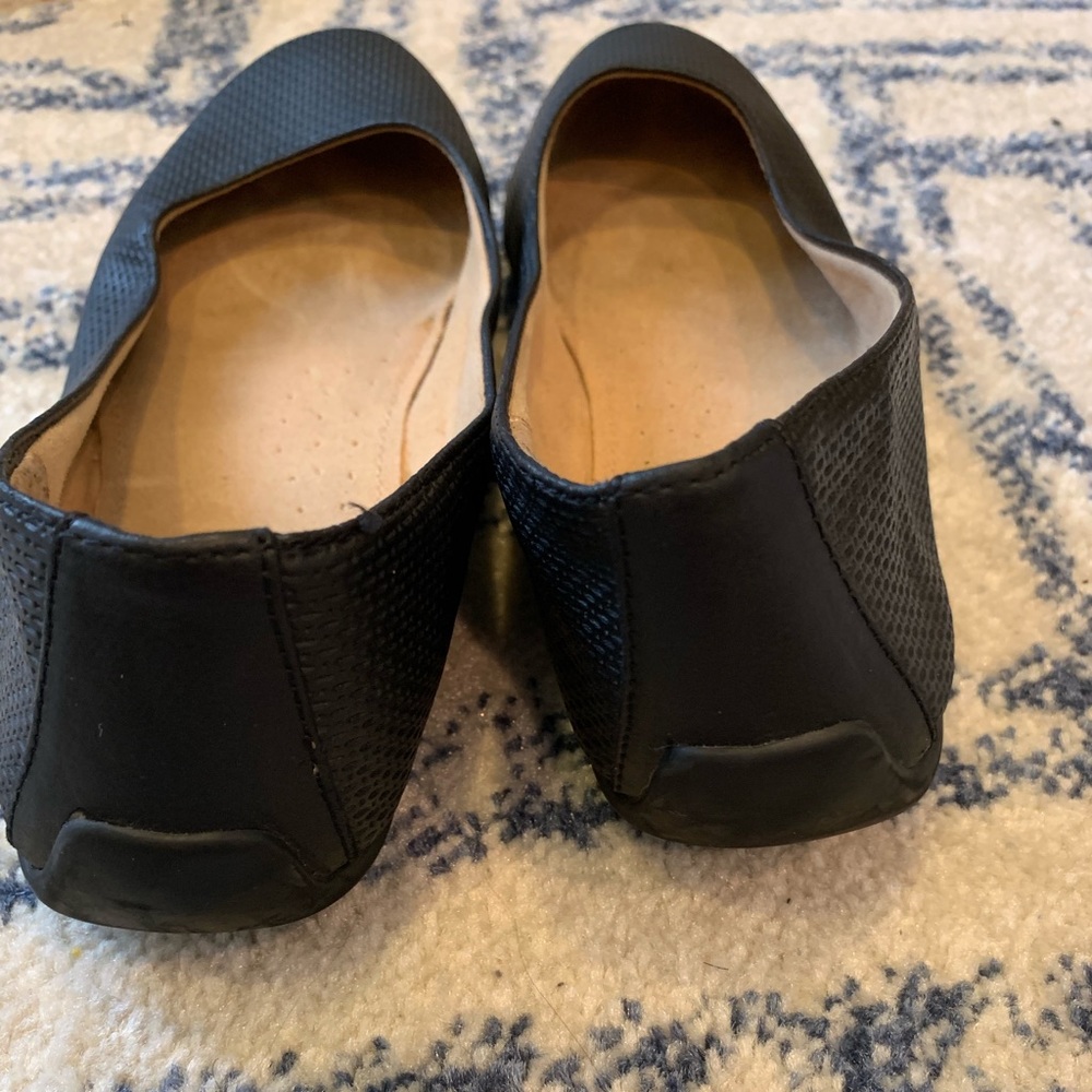 Naturalizer Flats - Picture 3 of 5
